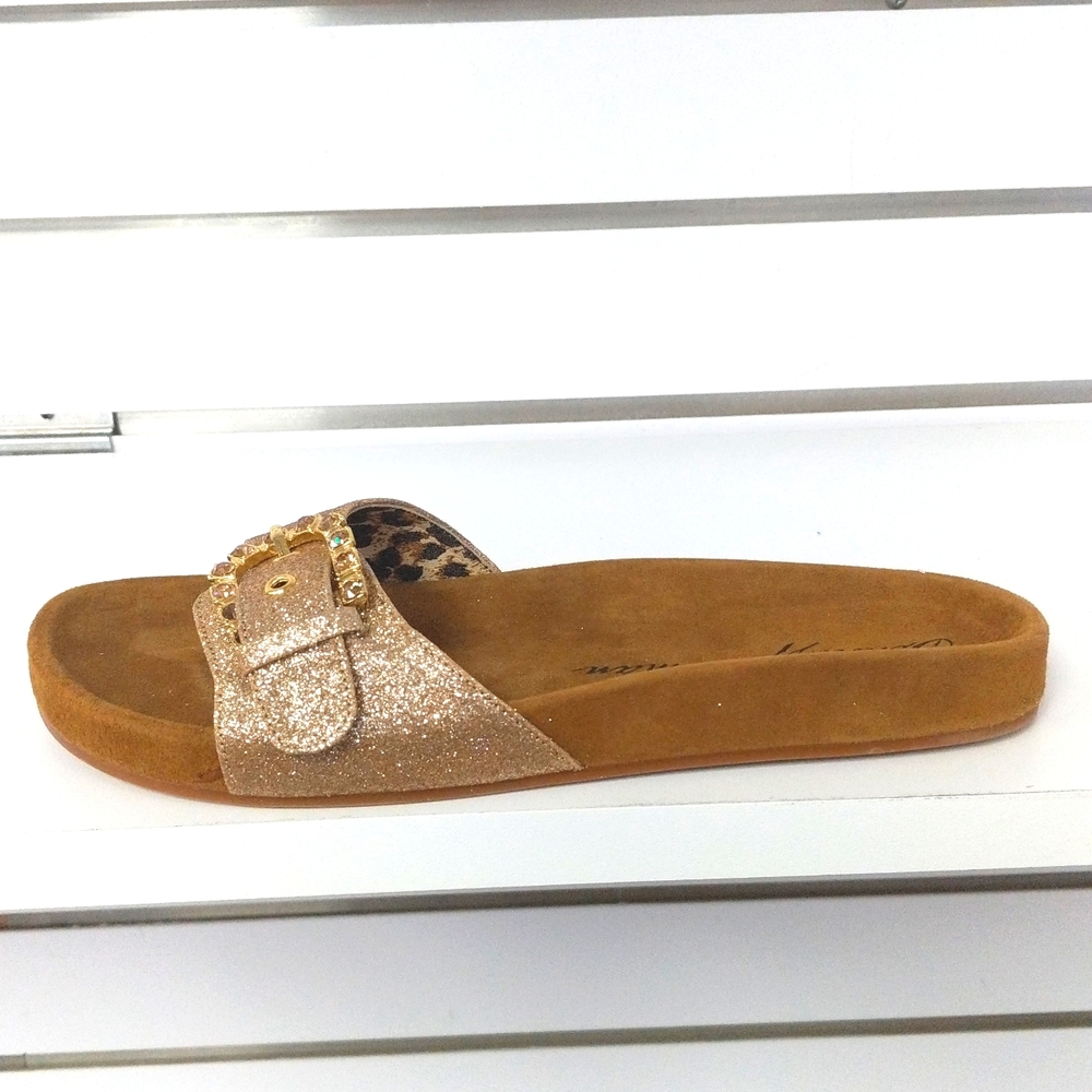 Beverly Feldman Sandals - Picture 2 of 4